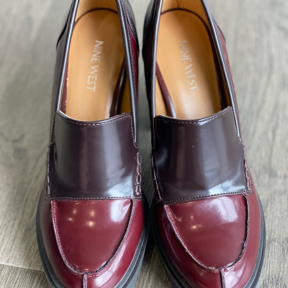 Never worn Nine West heeled loafers! Perfect condition. Size 7M.